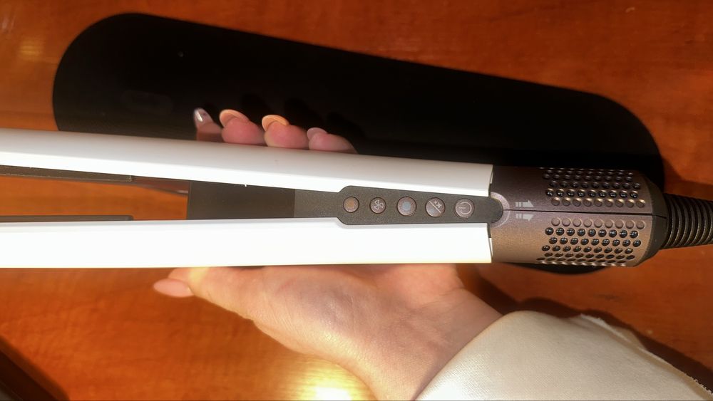 Dyson airstrait Випрямляч - Фен выпрямитель