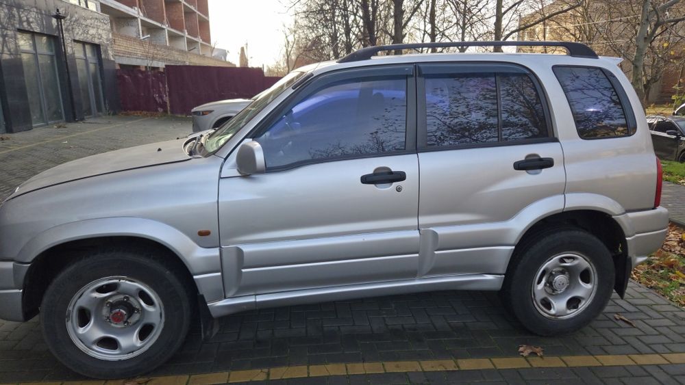 Продам Suzuki Grand Vitara в хорошому стані, з торгом