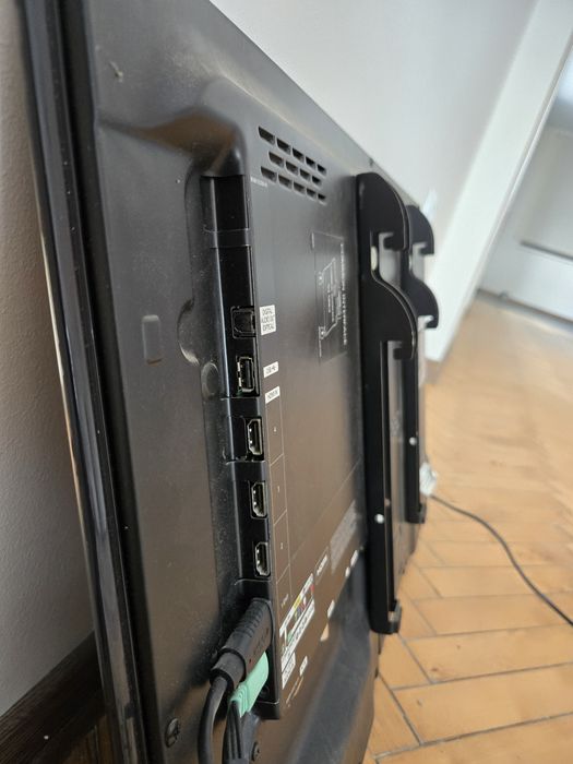 Телевізор Samsung UE32D4000NW (32")
