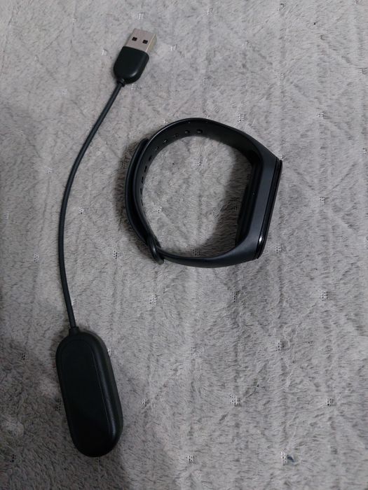 Mi band 4 czarny