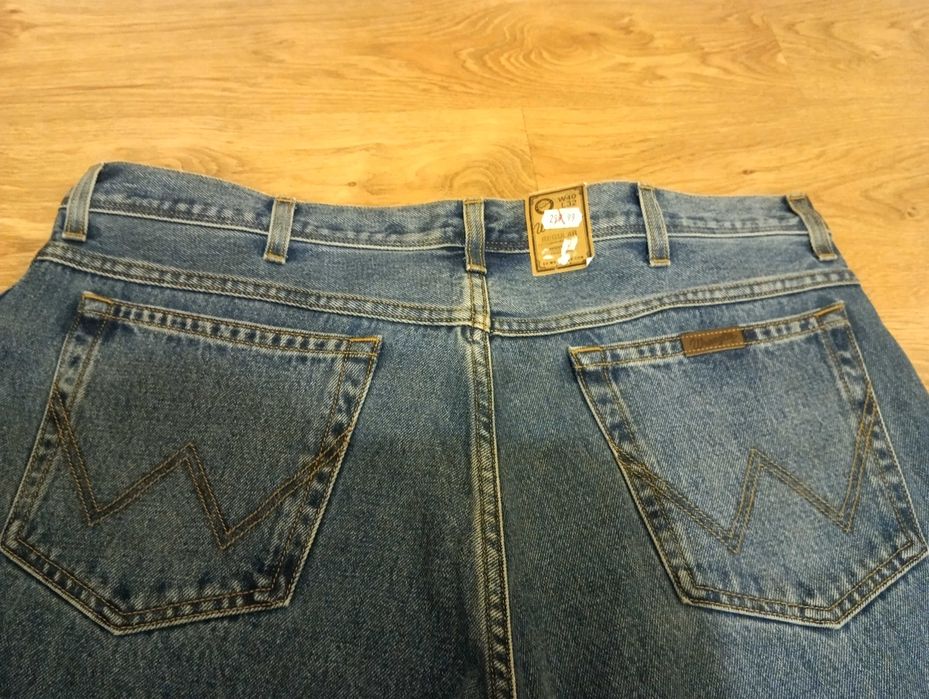Nowe spodnie Wrangler XXL W40 L32