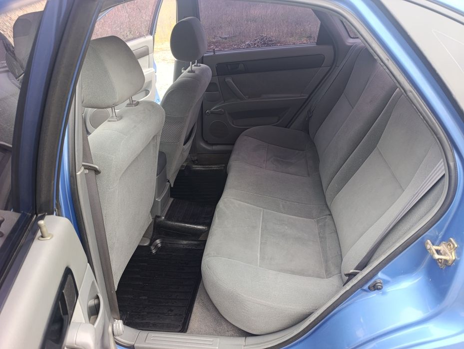 Продам  Chevrolet Lacetti SE