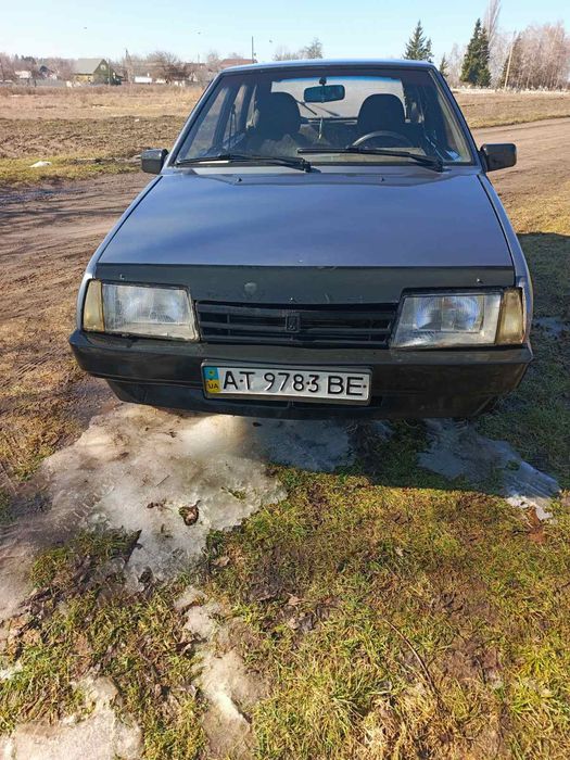 Продам ваз 2109 .