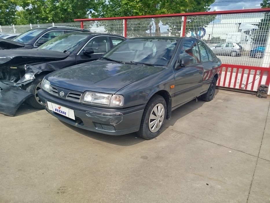 Nissan Primera P10