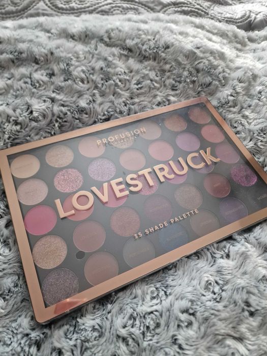 Paleta cieni do powiek Lovestruck 35 Shade Palette Profusion