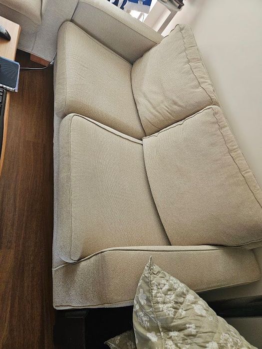 2 Sofás - de penas - muito confortáveis