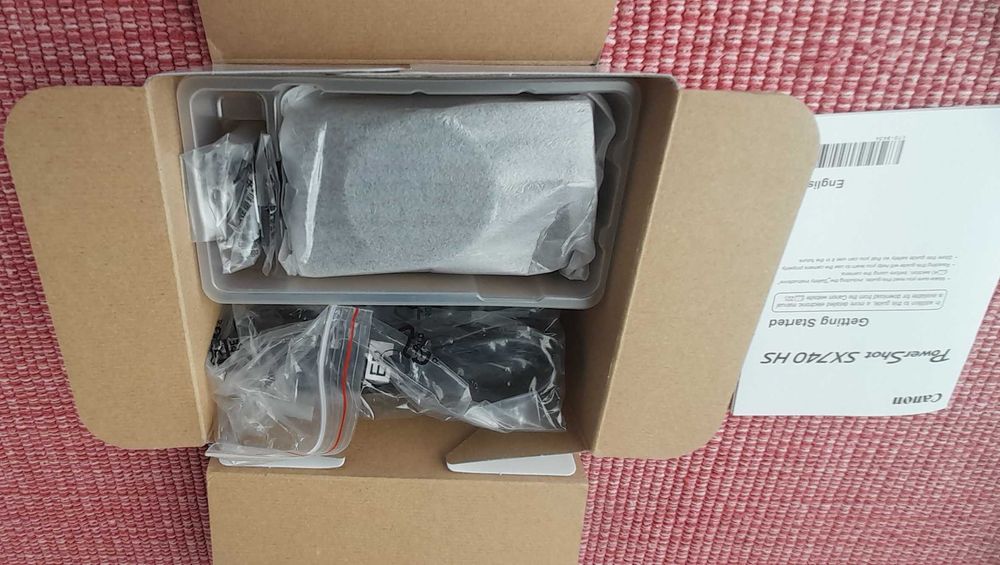 Canon  Power  Shot  SX740 HS