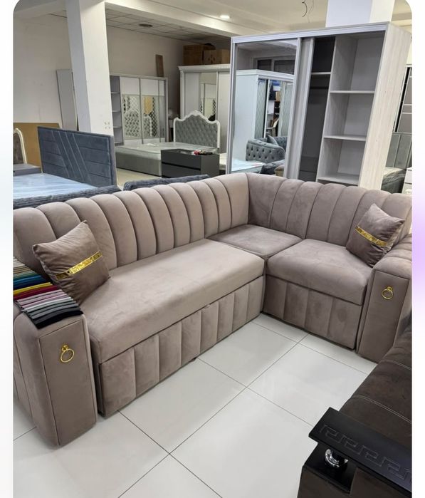 Кутові Дивани  розкладні в наявності та під замовлення