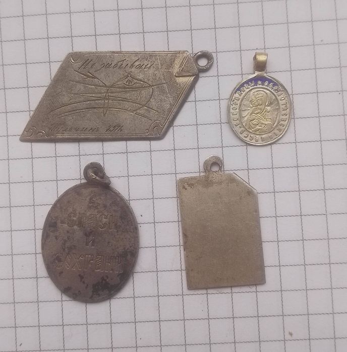 Дарствение серебрение иконки 84 проби  до 1917 года
