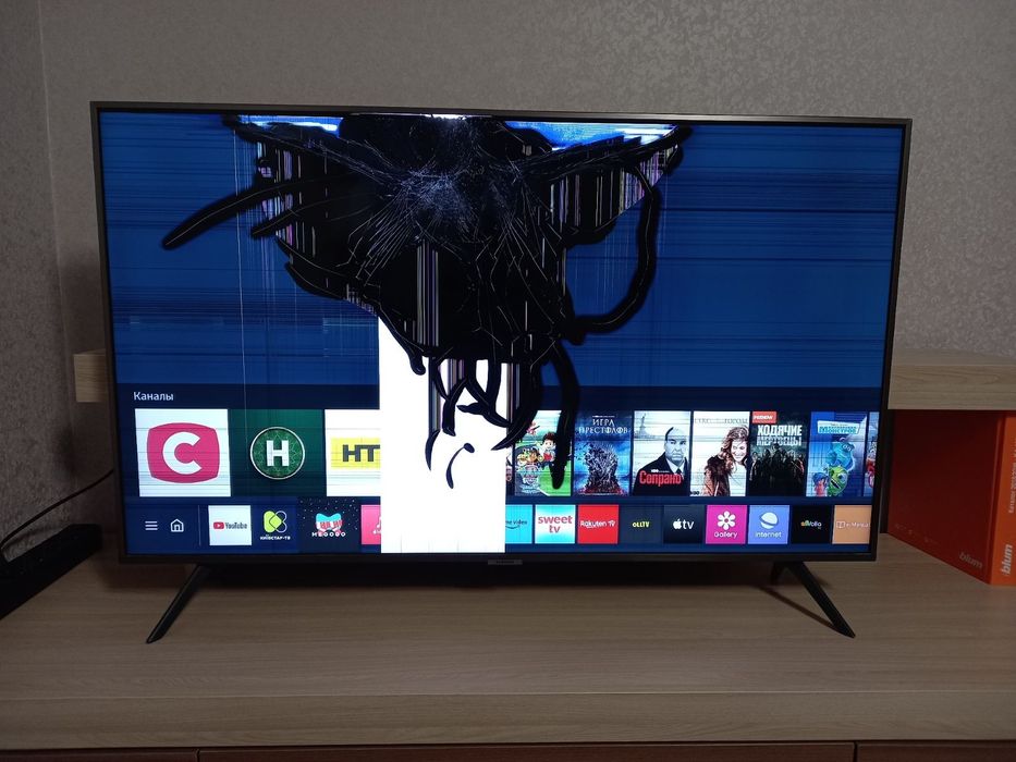 Телевізор Samsung UA43TU7100U