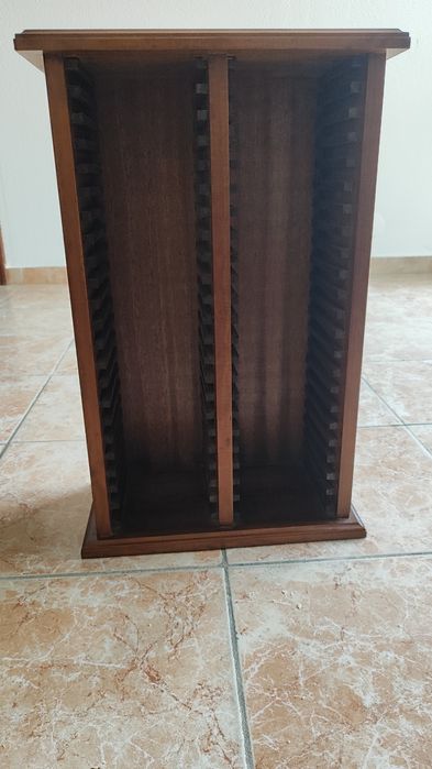 Suporte para CDs/DVDs