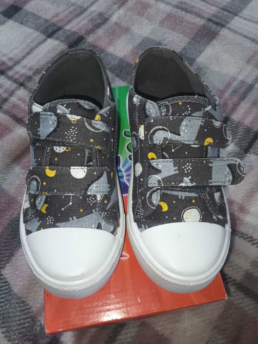 Trampki chłopięce 29 NOWE