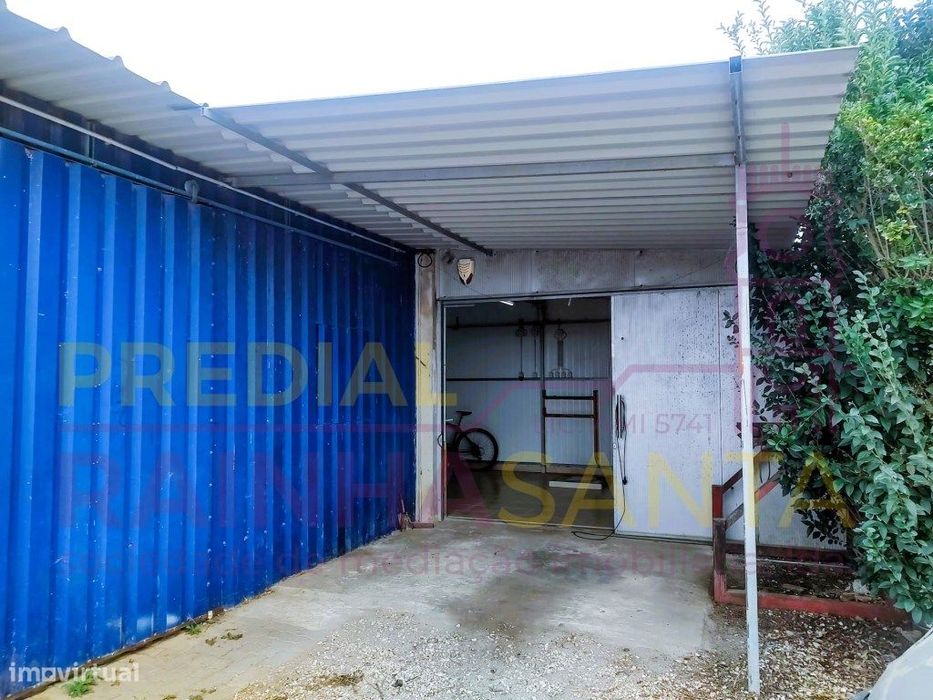 Armazém agrícola com WC- Possibilidade de arrendar terreno