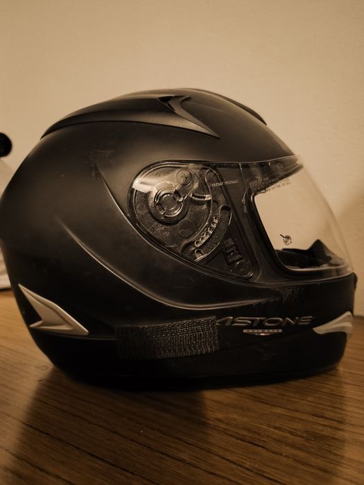 Capacete Astone bom estado