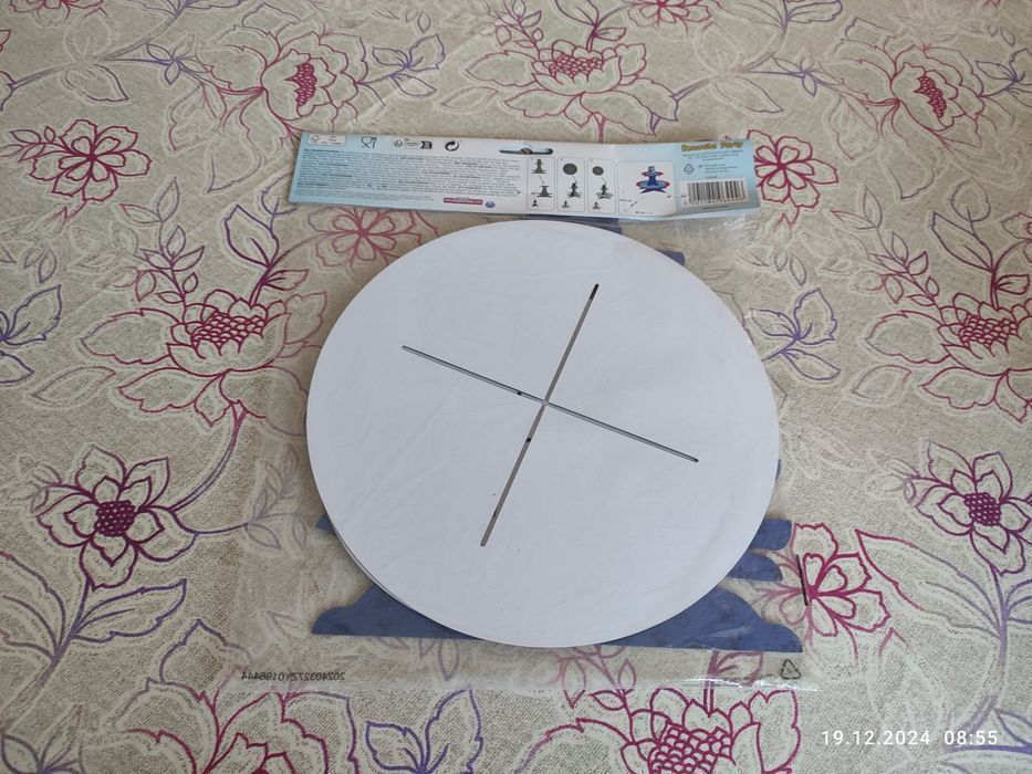 Nowa tekturowa patera stojak na ciasto Psi Patrol