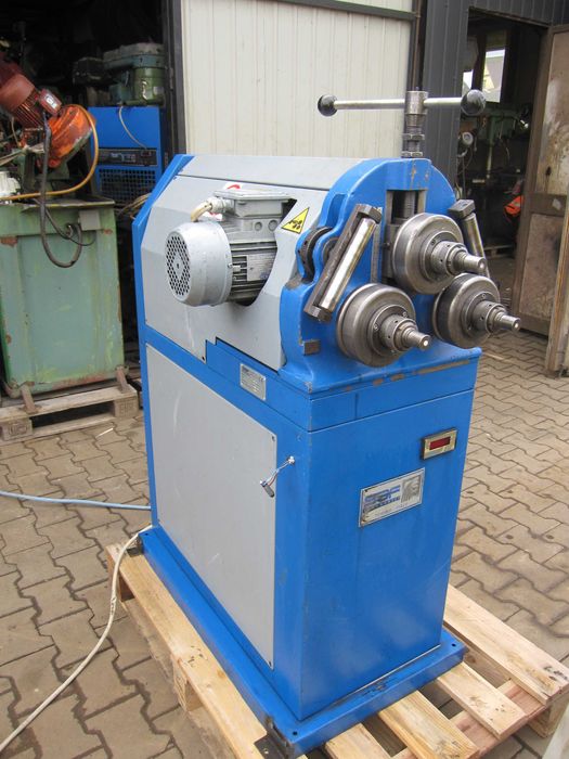 Giętarka do rur walcarka SAF BS 45 profili