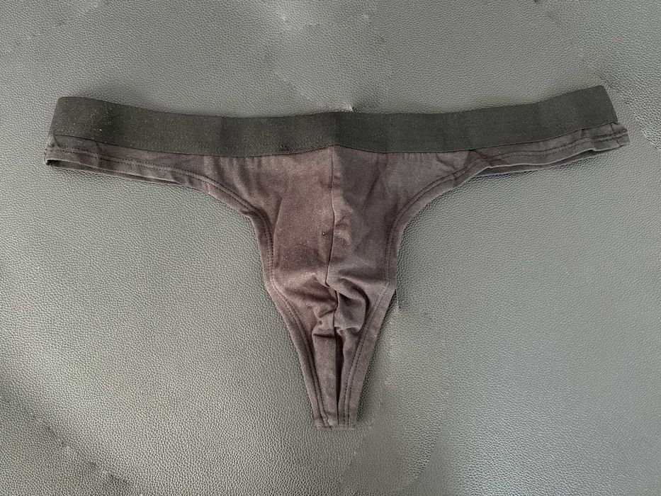 3 sztuki Stringi męskie nowe XL czerwone czarne szare WYSYŁKA Pier One