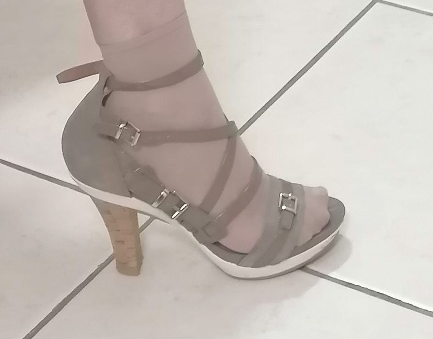 Sandália da Replay salto alto