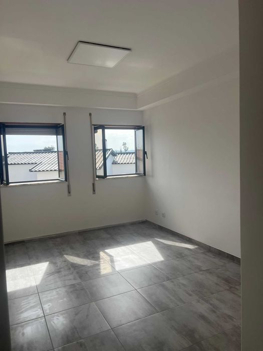 Arrendo - Apartamento T1 - Leiria