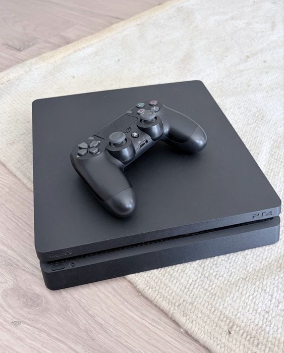 Продам ps 4 slim на 914gb