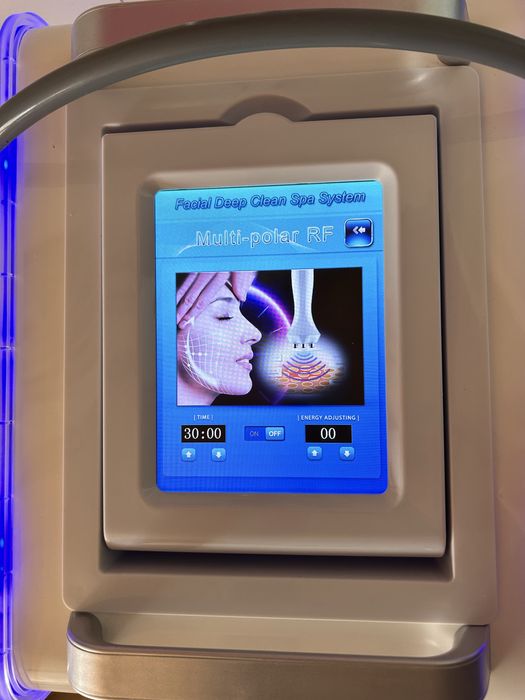 Косметологічний комбайн з АКВАПІЛІНГОМ