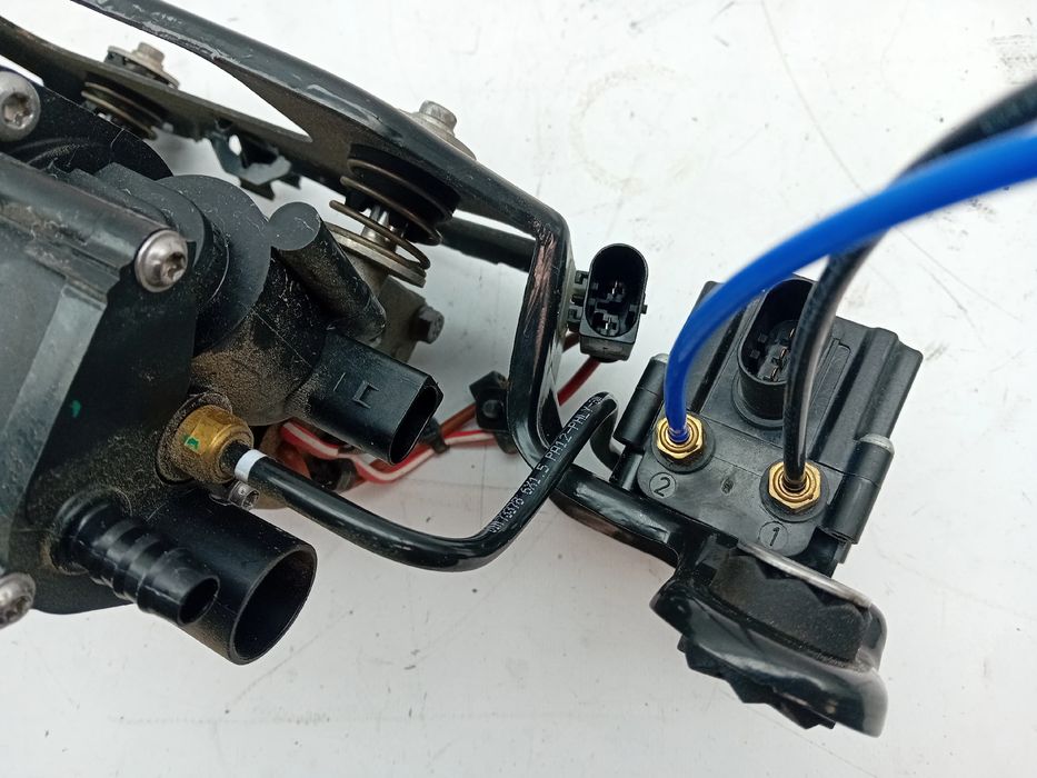 Compressor suspensão BMW X5 (F15, F85)