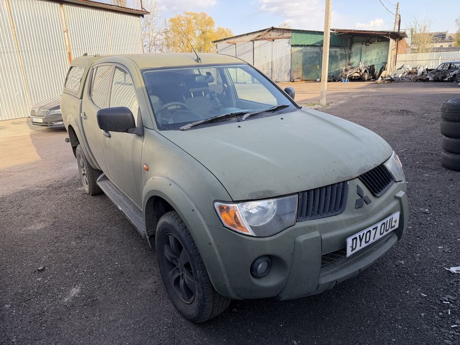 Mitsubishi L200 авто в Житомирі