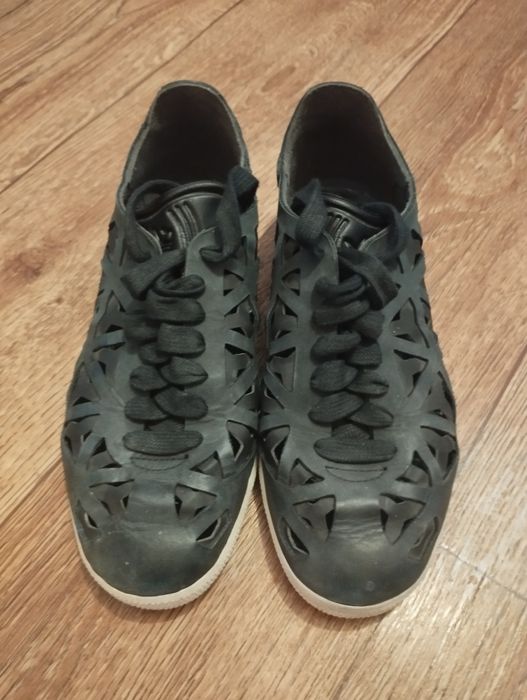 Кросівки жіночі Адідас