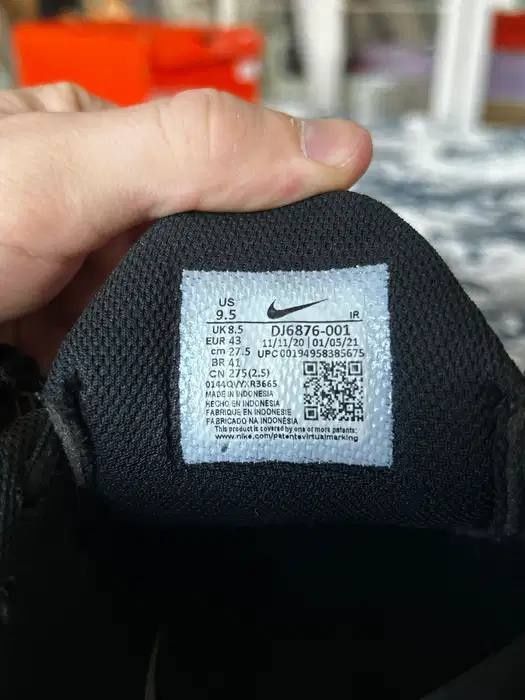 Оригінальні кросівки nike TN, чорного кольору