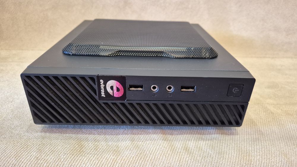 Корпус Mini-ITX Gamemax M100-M, блок живлення 12v 5A, 60w