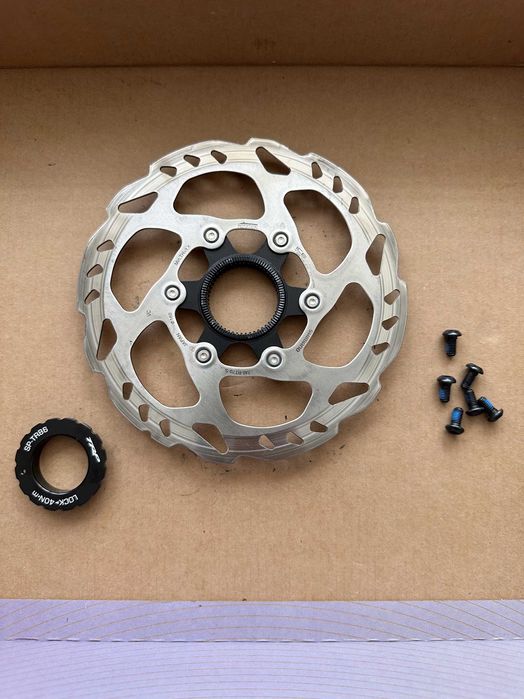 Shimano SM-RT70 CL rotor 160