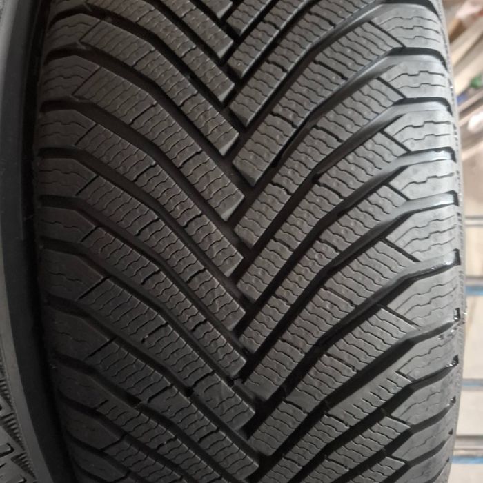 225/55/18 R18 Michelin Pilot Alpin 7 2шт зима