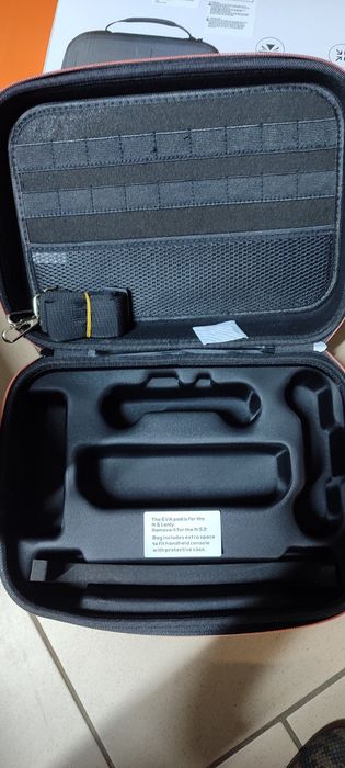 дорожній кейс  Nintendo Switch 1/2