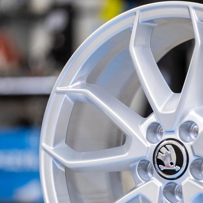 NOWE ORYGINALNE Felgi 17" - Skoda Fabia Kamiq Rapid Scala