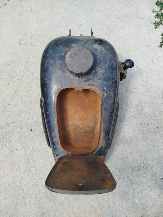 Бак ІЖ 49, мотобак.