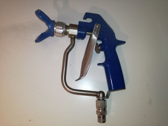 Pistolas de Pintura airless (Promoção bico incluído 150 euros)