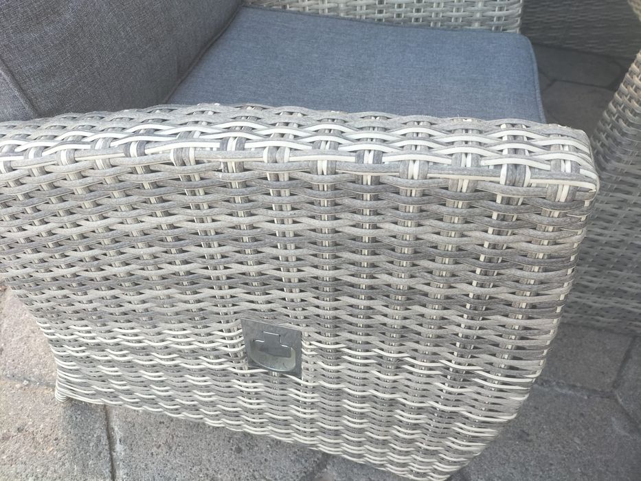 Ekskluzywny komplet mebli do ogrodu  lub  na taras