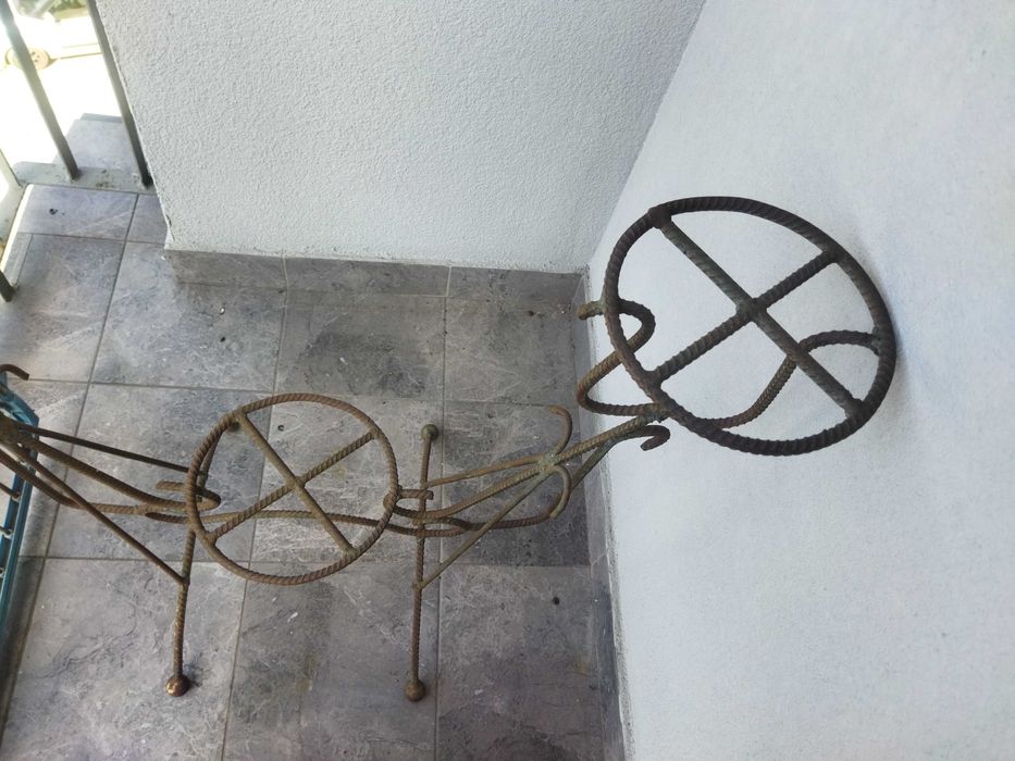 Kwietnik stojak na kwiaty metalowy PRL