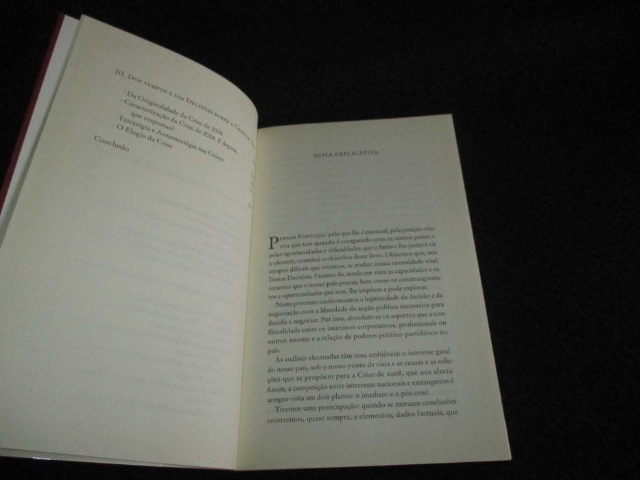 Livro Tempos Difíceis Decisões Urgentes Manuel P. Marques Autografado