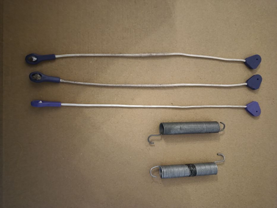 Zawiasy, linki ,sprężyny  drzwi do zmywarki Beko