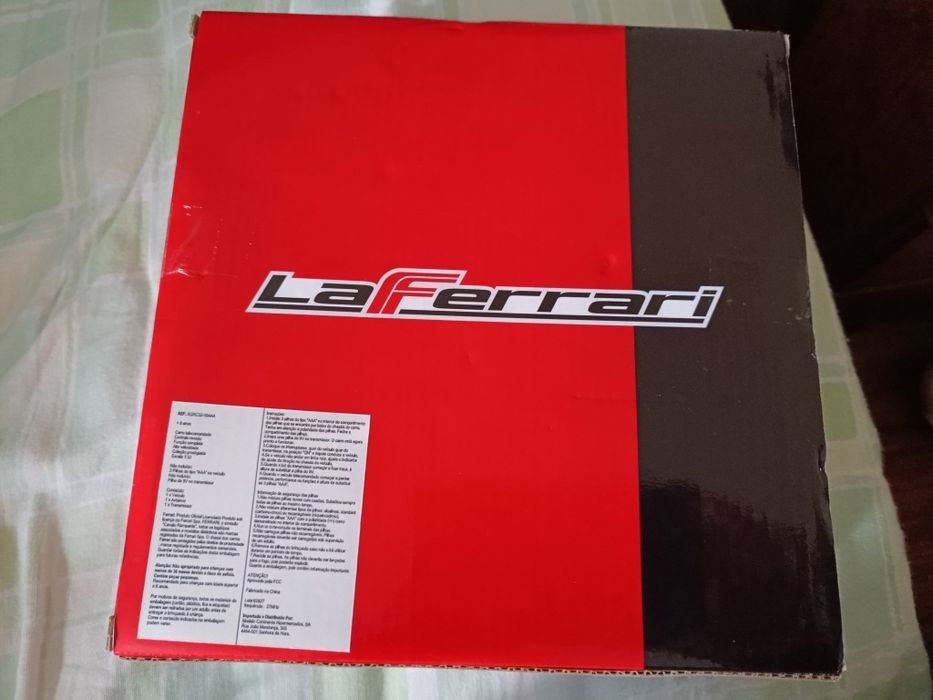 Brinquedo da Ferrari