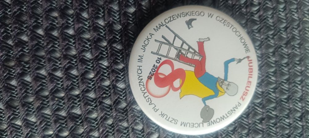 Przypinki i breloczek