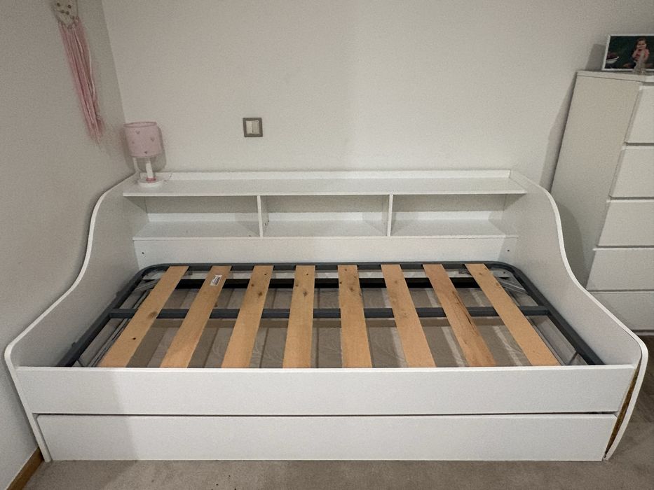 Cama com gaveta e colchão
