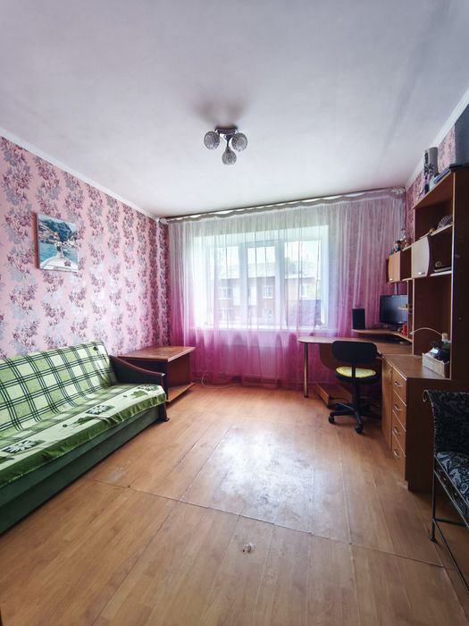 Продаж 2-х кімнатна квартира в с.Яблуневе