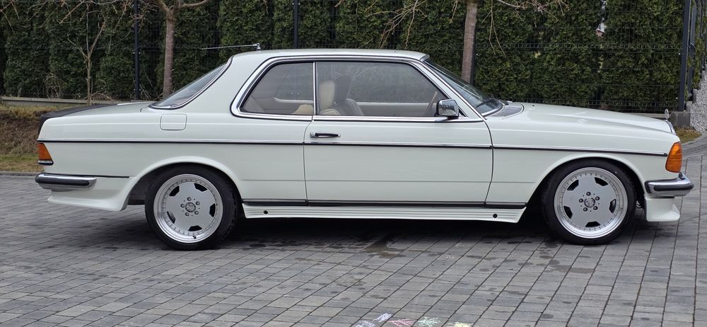 Mercedes coupe c123 w123