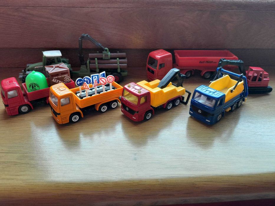 Modele SIKU Traktor, Ciężarówka MAN, Koparka, 1630, 1645, 0801 MKE9111