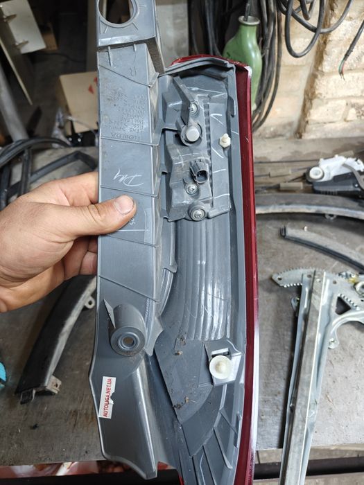 Продам двері ліві , замки ,резинки, тяги до Honda cr-v Honda Хонда срв