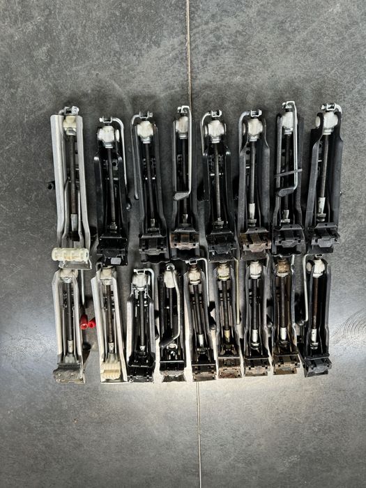 Буксировочний крюк Домкрат Автокомпресор Bmw Mercedes Audi Honda VW