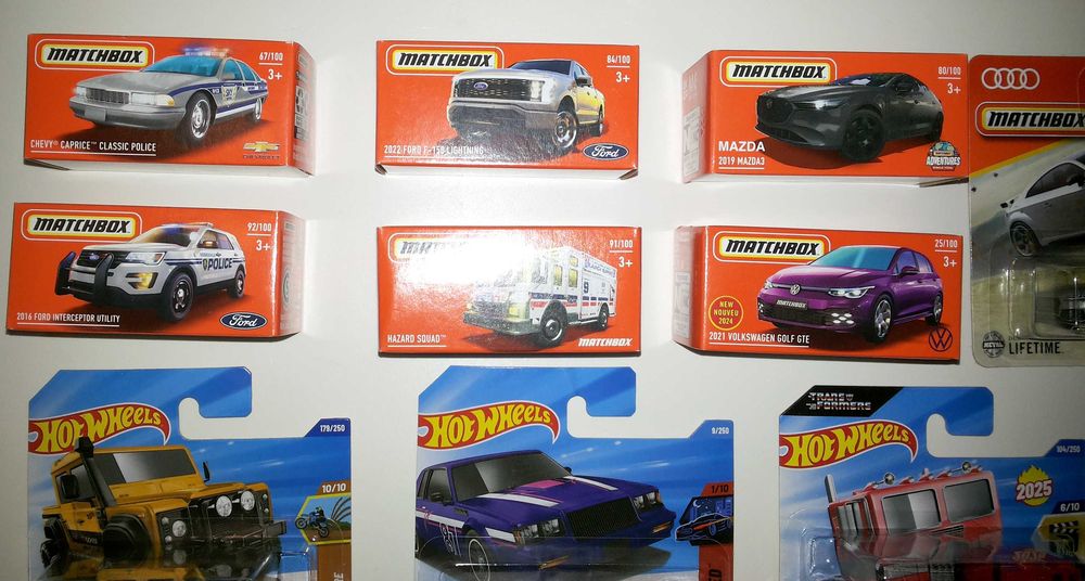 Carros de Coleção 1/64 - Hot Wheels - Matchbox - Majorette etc