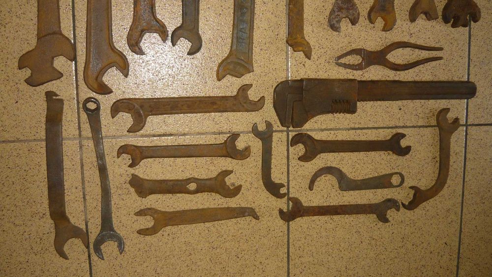 Klucze stare płaskie zestaw kluczy